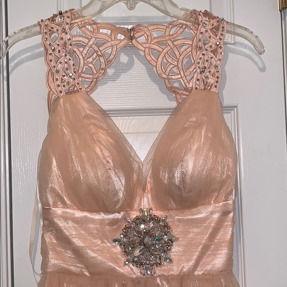 BeeDarlin Homecoming/Prom Dress - Picture 2 of 4